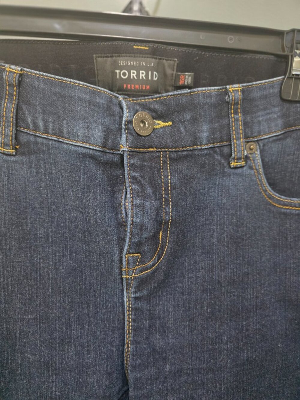 Torrid Premium Stretch Skinny Jeans | Size 16 | Dark Wash Denim - Picture 4 of 10